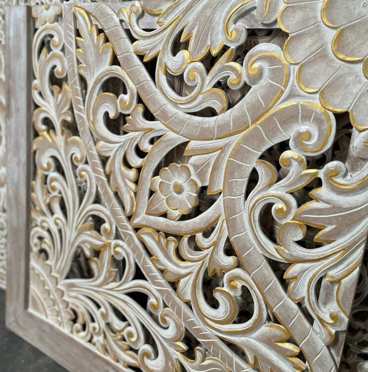 Carved Full Bed Headboard "Teratai" - USA